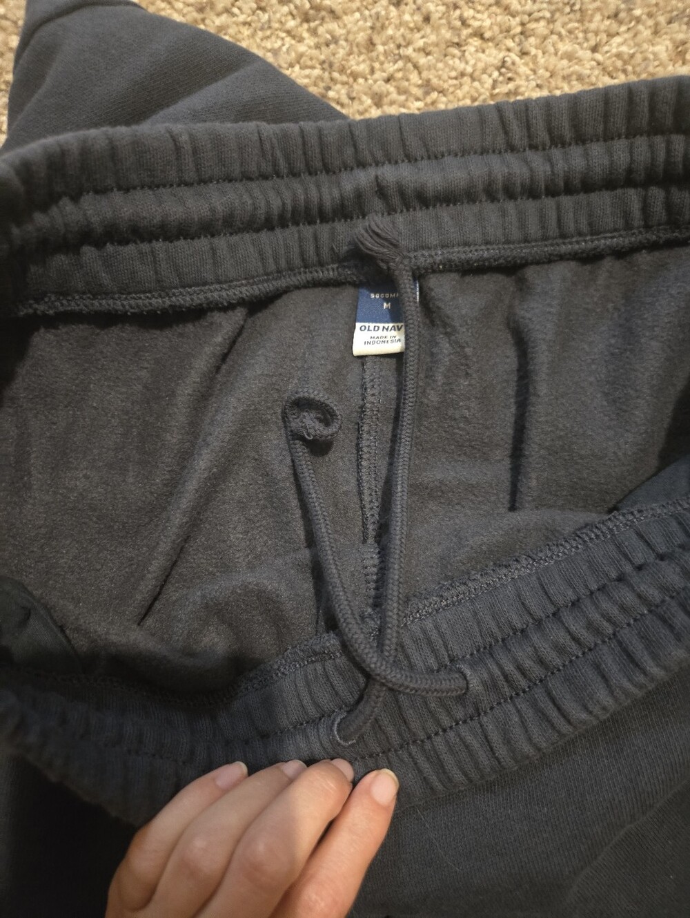 Old Navy Wide-Leg Navy Sweatpants - Picture 4 of 4